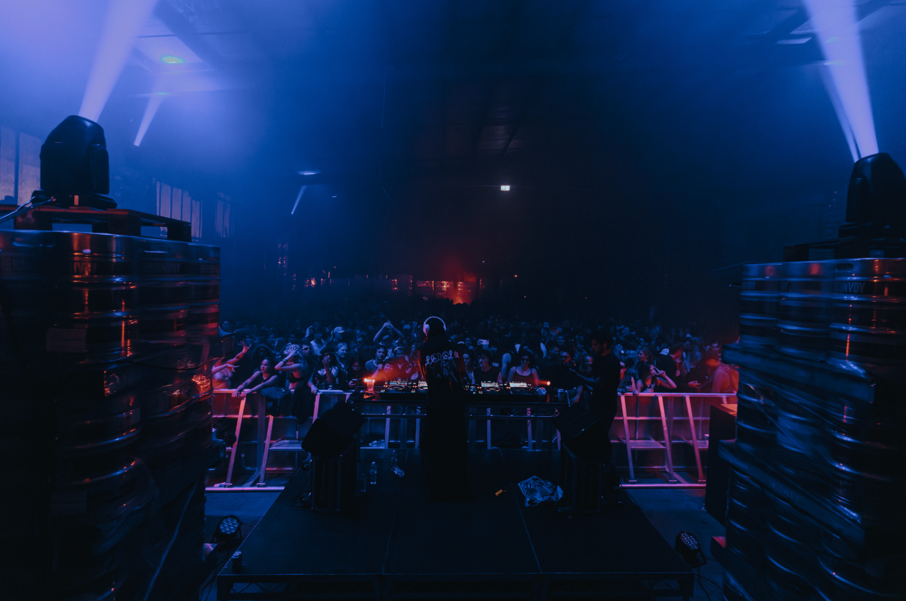 M87 warehouse show